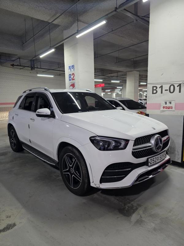 MERCEDES-BENZ GLE - View 1
