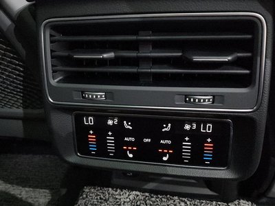 2021 AUDI Q7 — миниатюра 32