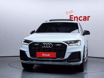 2021 AUDI Q7 照片 2