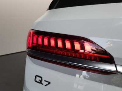2021 AUDI Q7 照片 10