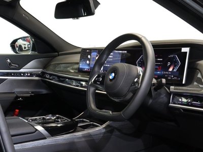 2025 BMW 7 SERIES — миниатюра 14
