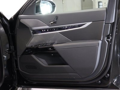 2025 BMW 7 SERIES — миниатюра 54