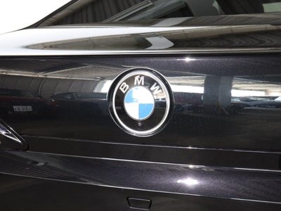 BMW 7 SERIES - 8