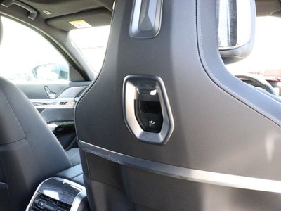 2025 BMW 7 SERIES — миниатюра 17