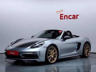 صورة 1 لـ 2021 Porsche 718