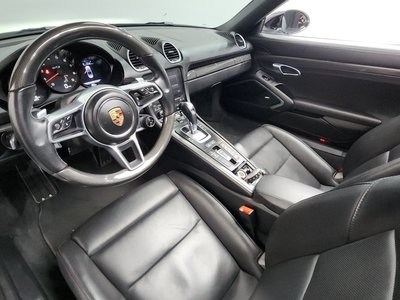 صورة 5 لـ 2021 Porsche 718