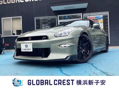 NISSAN GT-R