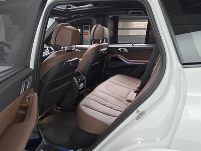 2025 BMW X5 缩略图 11