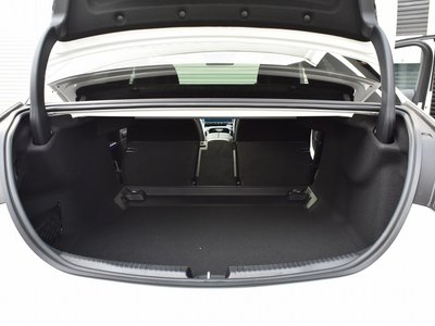 MERCEDES-BENZ C-CLASS - 10