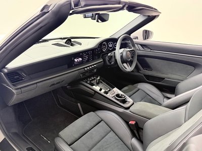2024 Porsche 911 — миниатюра 37