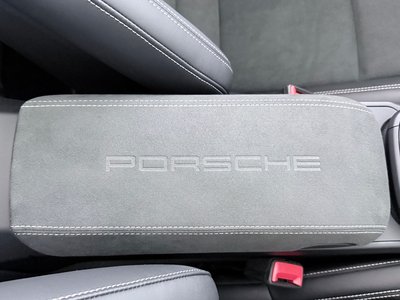 2024 Porsche 911 — миниатюра 30