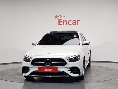 MERCEDES-BENZ E-CLASS - 2