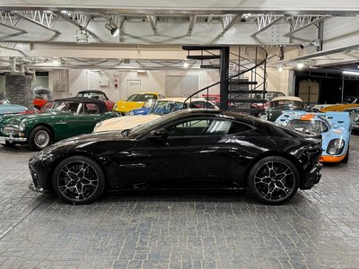 ASTON MARTIN VANTAGE - 5