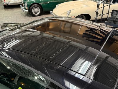 ASTON MARTIN VANTAGE - 9