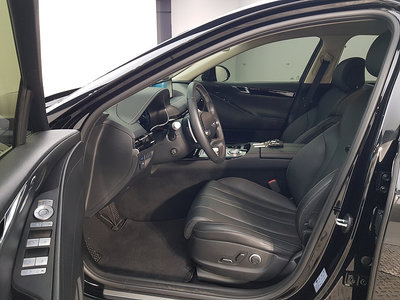 صورة 4 لـ 2023 Genesis G80