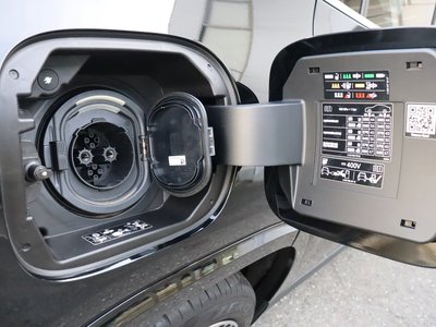 2025 Mercedes-BENZ EQA — миниатюра 62