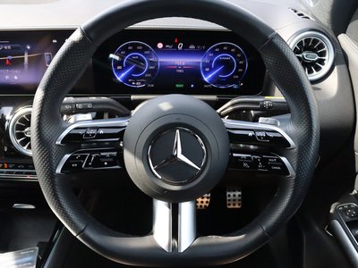 2025 Mercedes-BENZ EQA — миниатюра 20
