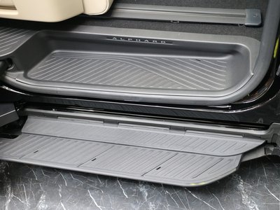 2025 TOYOTA ALPHARD 缩略图 32