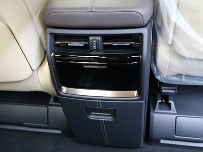 2025 TOYOTA ALPHARD 缩略图 57