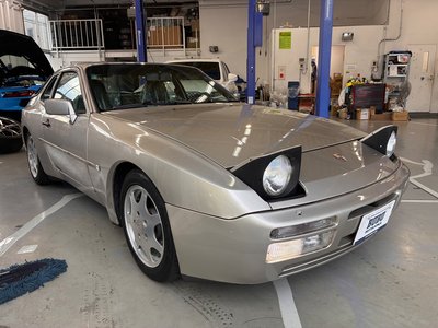 1988 Porsche 944 — миниатюра 20