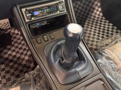 1988 Porsche 944 — миниатюра 14