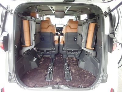TOYOTA VELLFIRE - 10