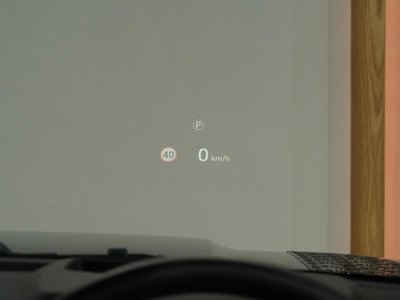 LAND ROVER DEFENDER - 7