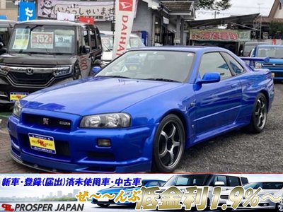 NISSAN SKYLINE GT-R - 4