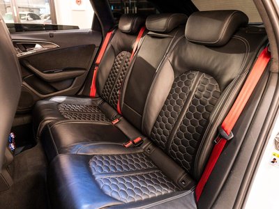 2017 AUDI RS6 AVANT — миниатюра 27