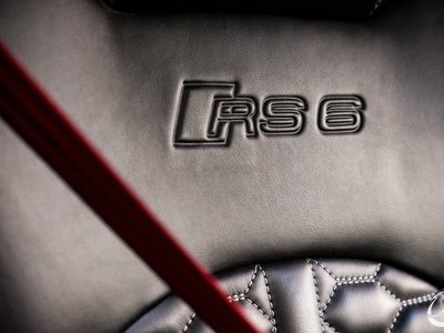 2017 AUDI RS6 AVANT — миниатюра 16
