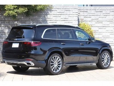 MERCEDES-BENZ GLS - 2