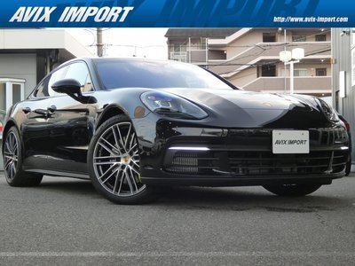 PORSCHE PANAMERA - 1