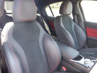 2021 ALFA Romeo JULIA 照片 8