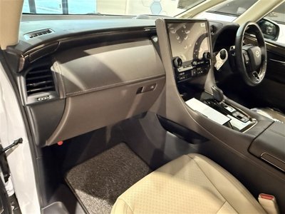 TOYOTA ALPHARD - 9