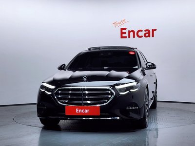 MERCEDES-BENZ E-CLASS - 2