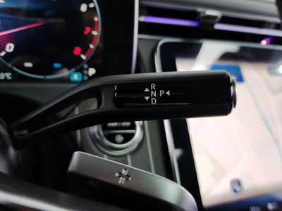 MERCEDES-BENZ E-CLASS - 9