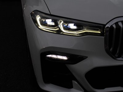 2020 BMW X7 缩略图 16