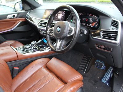 2020 BMW X7 缩略图 17