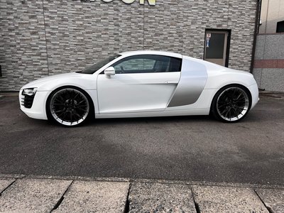 AUDI R8 - 10