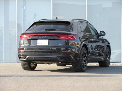 AUDI Q8 - 7