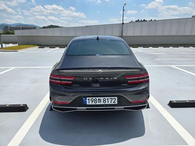GENESIS G80 (RG3) - 2