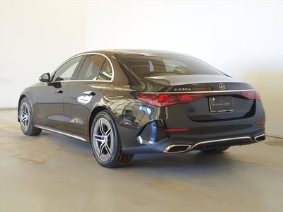 MERCEDES-BENZ E-CLASS - 4