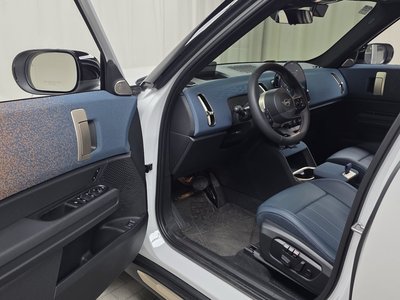 MINI COUNTRYMAN - 10