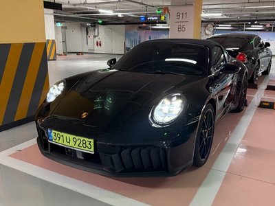 PORSCHE 911 - 1