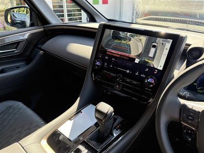 2026 Toyota ALPHARD — фото 8