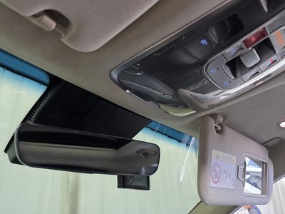 صورة مصغرة 32 لـ 2022 Genesis ELECTRIFIED GV70