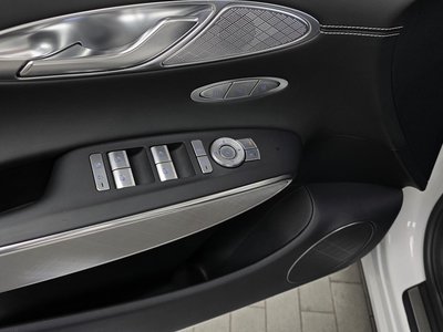صورة مصغرة 29 لـ 2022 Genesis ELECTRIFIED GV70