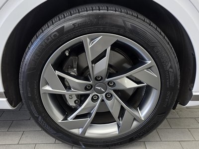 2022 Genesis ELECTRIFIED GV70 photo 8