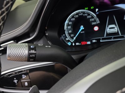 صورة مصغرة 28 لـ 2022 Genesis ELECTRIFIED GV70