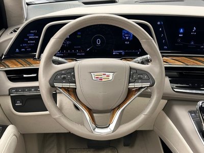 CADILLAC ESCALADE - 7